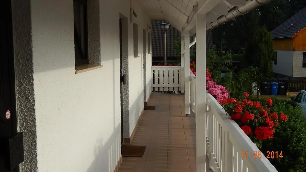 Pension Geranienhof Stahnsdorf Гостевой дом